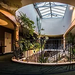 Hotel Le Renaissance
