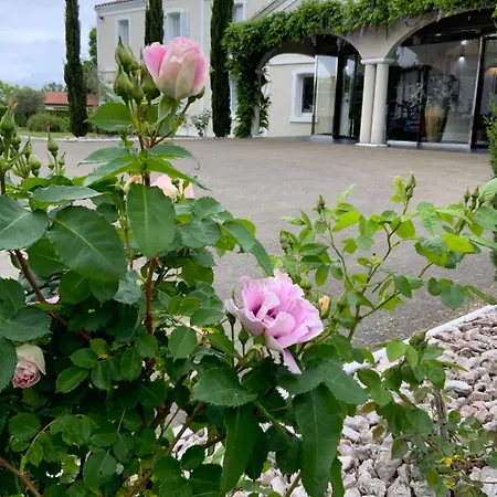 Le Renaissance Ξενοδοχείο