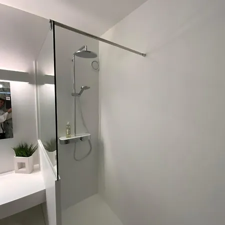 Le Renaissance 3*