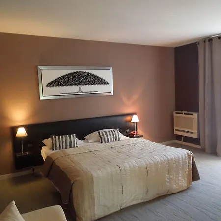 Le Renaissance 3*