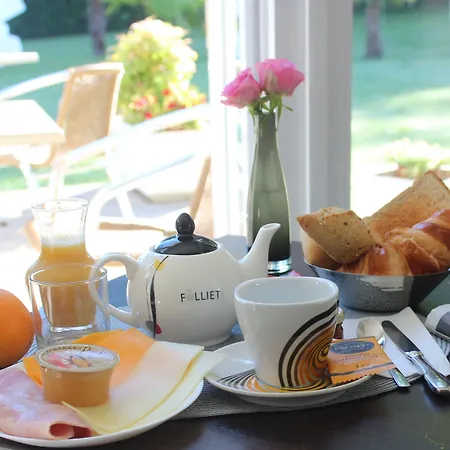 Le Renaissance Mont de Marsan