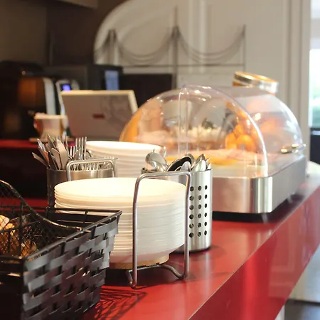 Le Renaissance Hotel Mont de Marsan