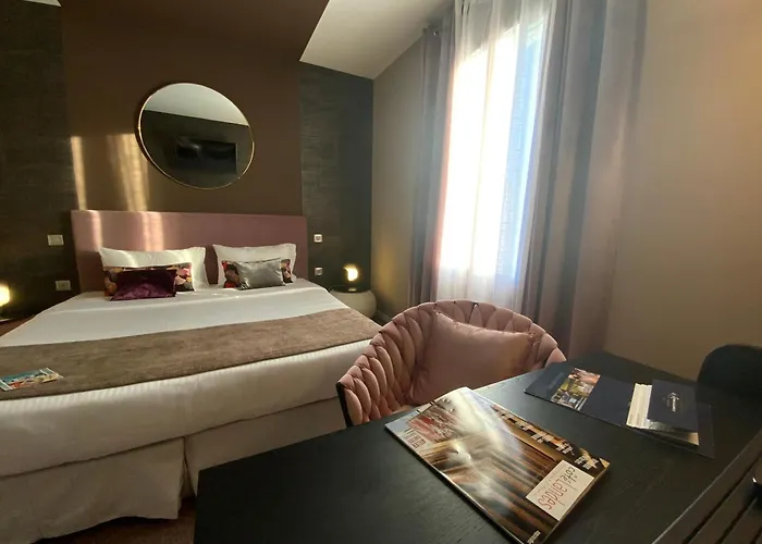 Le Renaissance 3* Mont-de-Marsan