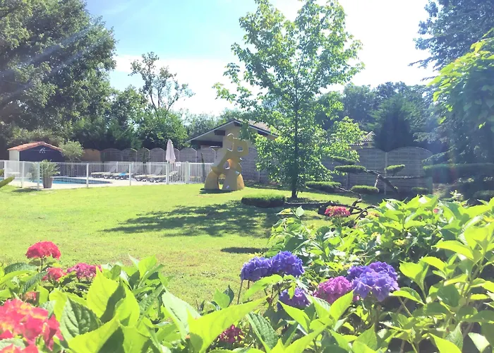 Le Renaissance Отель 3*