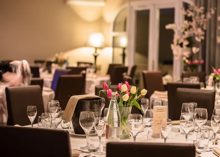 Le Renaissance Hotel 3*