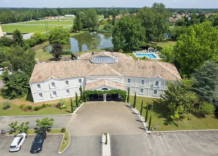 Hotel Le Renaissance